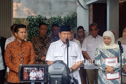 Prabowo Ajak Khofifah Evakuasi 1.000 Warga Palestina