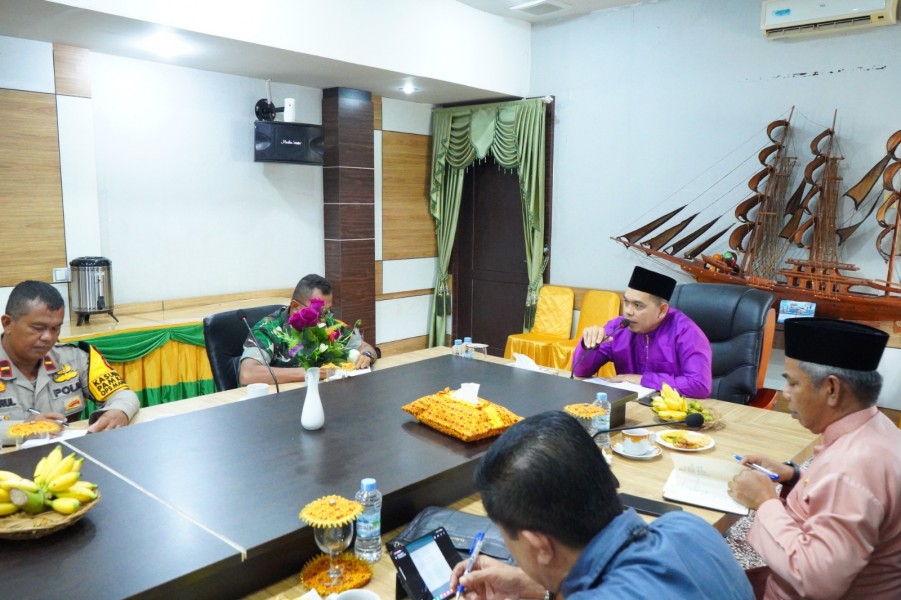 Pj Bupati Erisman Siapkan Instruksi Pengelolaan Sampah