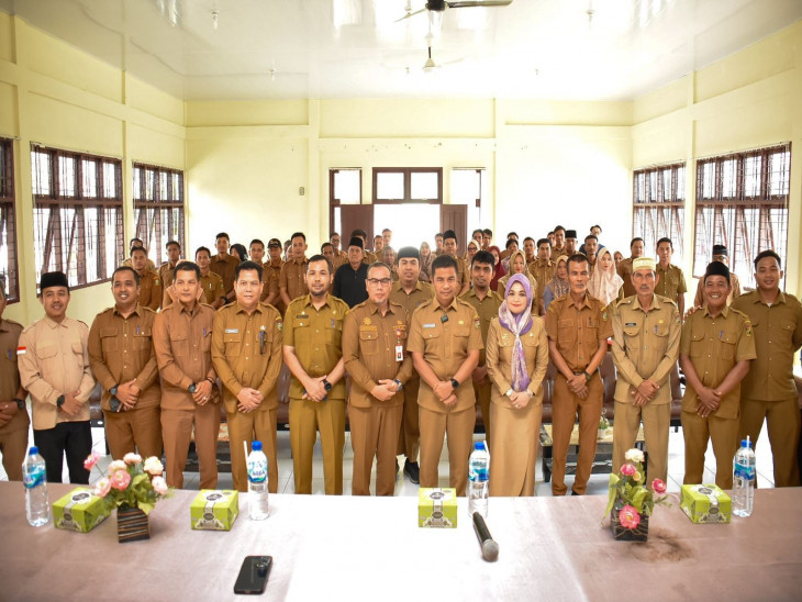 Pemkab Kampar Komitmen untuk Menaikkan Penghasilan Kepala Desa dan Perangkat serta BPD