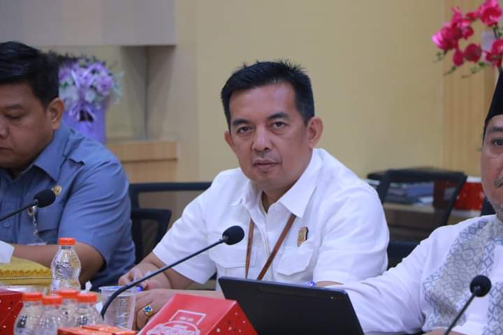 Satpol PP Terus Ingatkan Caleg tak Pasang APK di Pohon