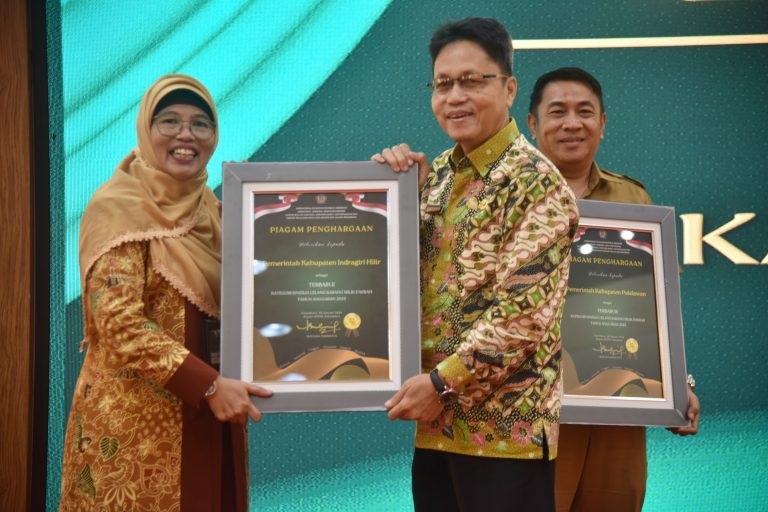 Pemkab Inhil Raih Dua Penghargaan KN Awards 2024