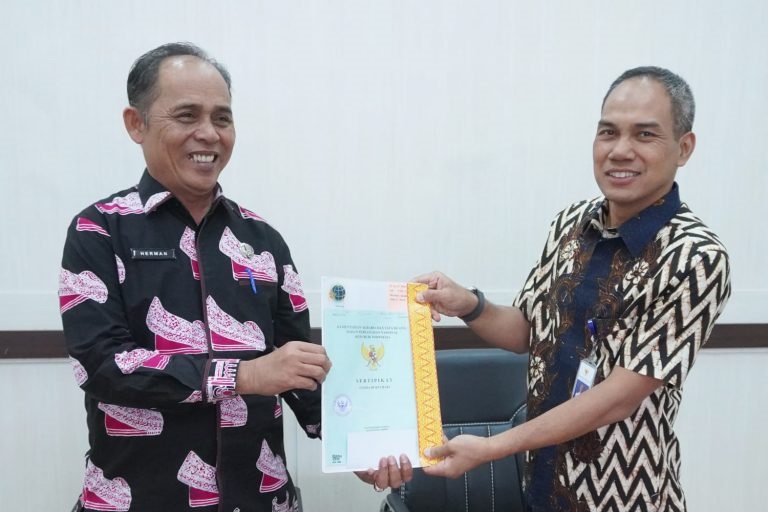 Pemkab Inhil Hibahkan Lahan ke BPTD Riau untuk Pembangunan Pelabuhan Penyeberangan di Pulau Burung