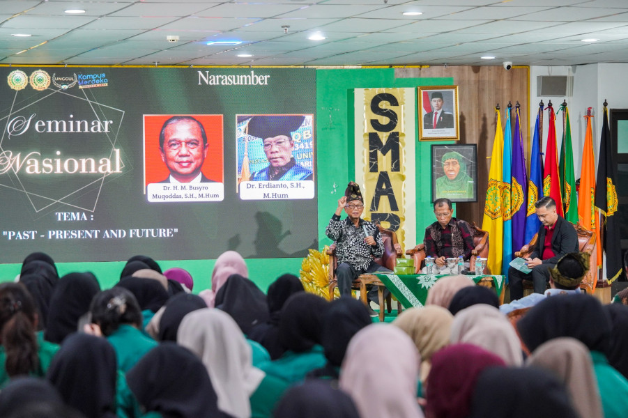 Ketua PP Muhammadiyah M. Busyro Muqoddas Hadiri Seminar Nasional Fakultas Hukum UMRI