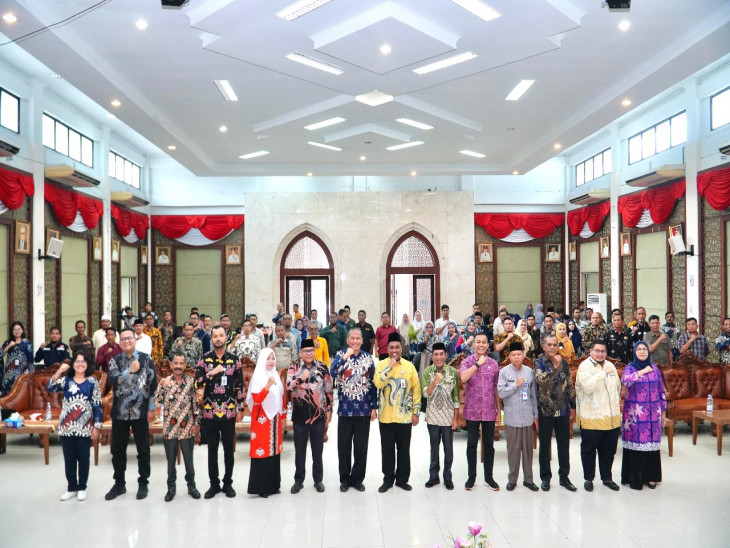 Asisten II Buka Sosialisasi dan Pencanangan Desa Cinta Statistik Kabupaten Kampar Tahun 2024