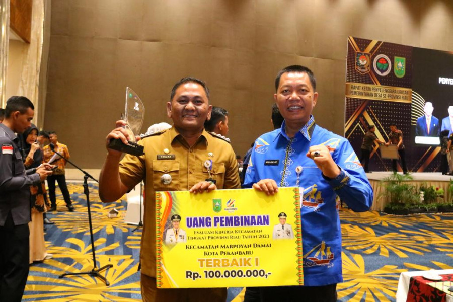 Marpoyan Damai Raih Peringkat 1 Evaluasi Kinerja Kecamatan Se-Provinsi Riau