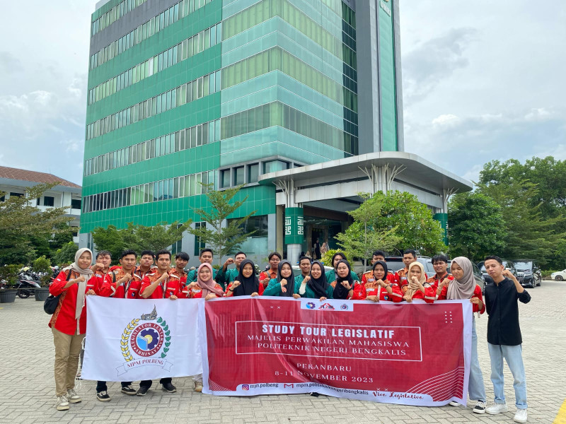 Majelis Perwakilan Mahasiswa Polbeng Gelar Study Tour Legislatif