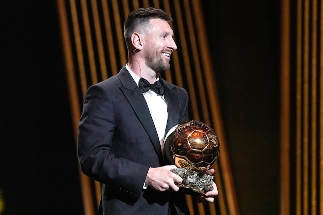 Selamat! Lionel Messi Jadi Pemenang Ballon d'Or 2023 ke-8, Jauh Tinggalkan Cristiano Ronaldo