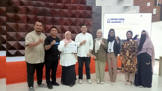 Teach4Hope  Gelar  Social  dan Admin Worker Class untuk Kaum Dhuafa Pekanbaru