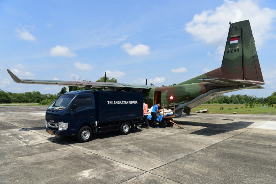 Operasi TMC Karhutla, 800 Kg Garam Disemai di Langit Riau