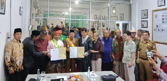 Delegasi Malaysia dan Korea Selatan Kunjungi Perumda Tuah Sekata Pelalawan