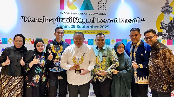 D’Sayur TPI dan Nafeesa Snack, UMKM Binaan BRK Syariah Raih Penghargaan Indonesia Creative Awards 2025