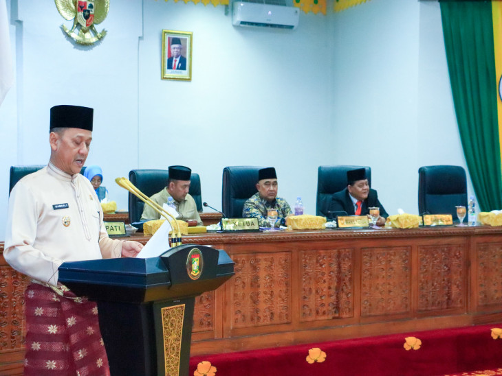 Bersama DPRD Kampar, Pj Bupati Kampar Sahkan APBD-P tahun 2024 Sebesar Rp 3,3 Triliun Lebih