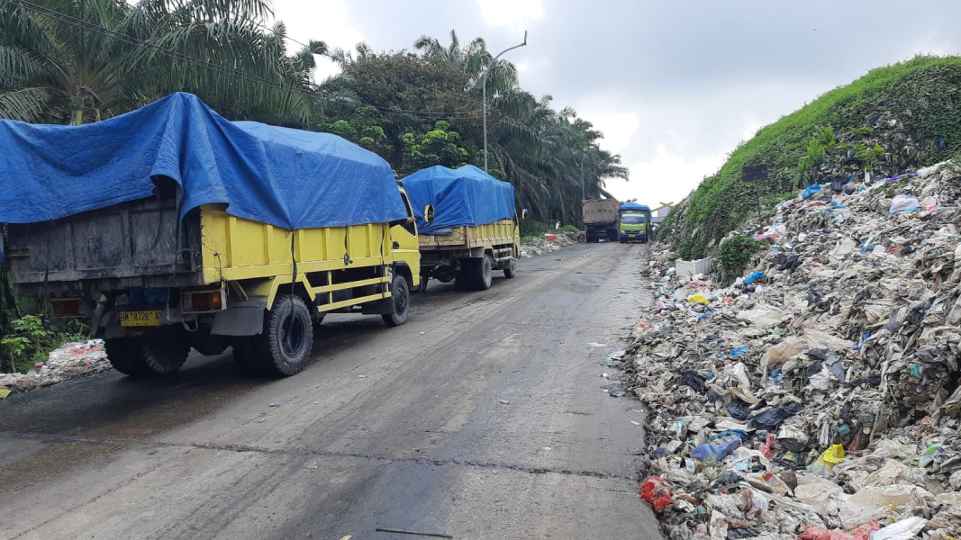 Setiap Hari, 900 Ton Sampah Warga Pekanbaru Dibuang di TPA Muara Fajar II Pekanbaru