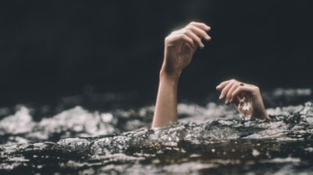 Tragis! Niat Tolong Teman, Mahasiswa UIN Suska Riau Malah Hilang di Sungai Batang Gansal