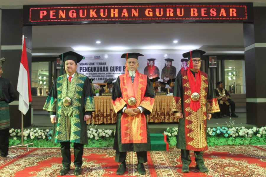 Unilak Cetak Sejarah, Tiga Guru Besar Dikukuhkan Bersamaan