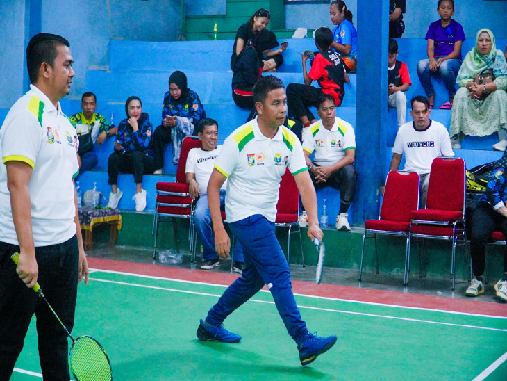 Pj Sekda Kampar Buka Kejurkab Bulutangkis, Diikuti 300 Atlet