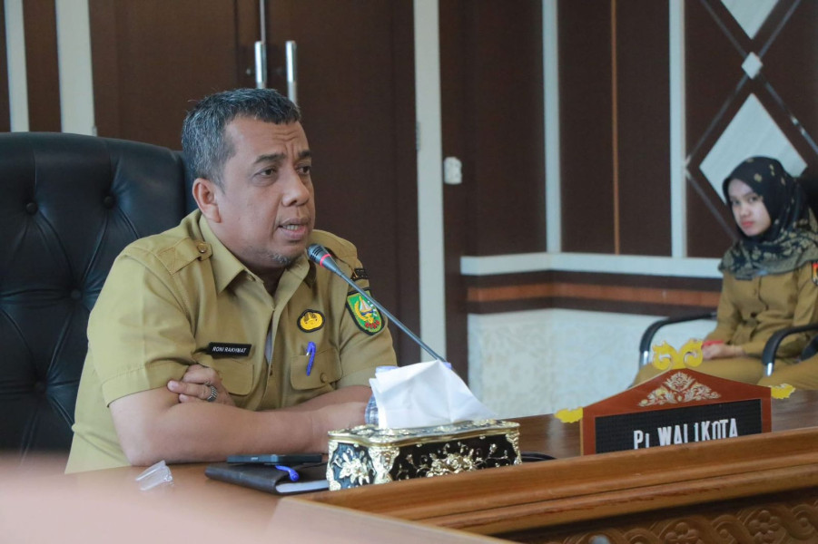 Tidak Ada Perekrutan Baru, Pj Wako Pekanbaru Sebut Tenaga Honor Lama Masih Tetap Bekerja