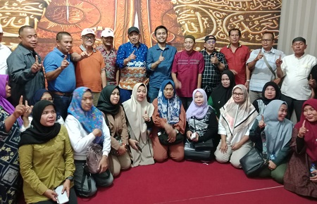Caleg DPRD Riau Dapil Pekanbaru dari PAN M Fadel Variza, Siap Perjuangkan Pendidikan dan Kesehatan