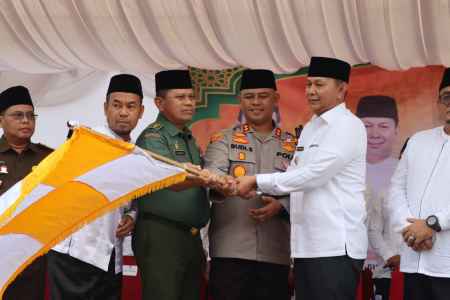 Wabup Lepas Pawai Taaruf MTQ ke 24 Tingkat Kabupaten Rohul