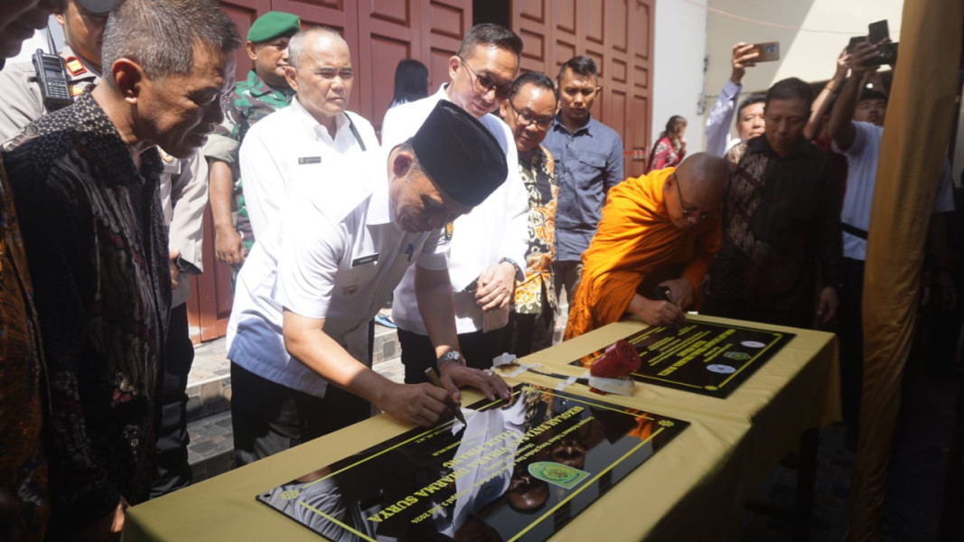 Pj Bupati Inhil Resmikan Sekolah Yayasan Vihara Dharma Surya Teluk Pinang
