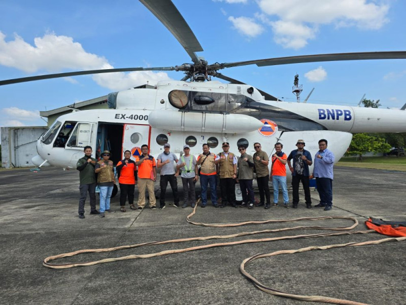 Enam Helikopter Siap Siaga Tanggulangi Karhutla di Riau