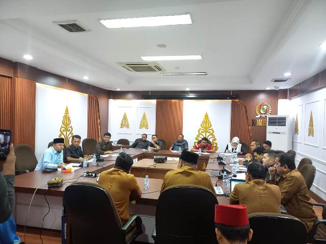 Komisi IV Panggil DLHK Pekanbaru