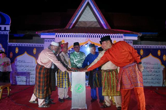 Diikuti 251 Peserta, Sekda Siak Buka MTQ ke-18 Tingkat Kecamatan Sabak Auh