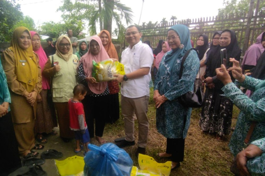 Kagama Pekanbaru Salurkan Bantuan Kemanusiaan untuk Korban Banjir di Rumbai Timur