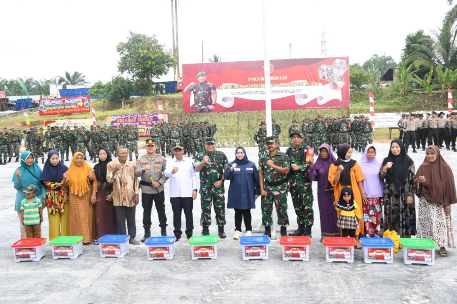 Desa Sebangar Jadi Lokus Pelaksanaan TMMD, Bupati Kasmarni Minta Warga Ikut Wujudkan Akselerasi Pembangunan Desa