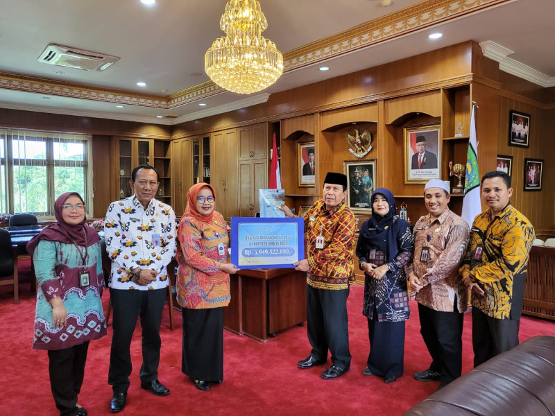 BKKBN Riau Serahkan Dana DAK sub KB 2024 Rohul