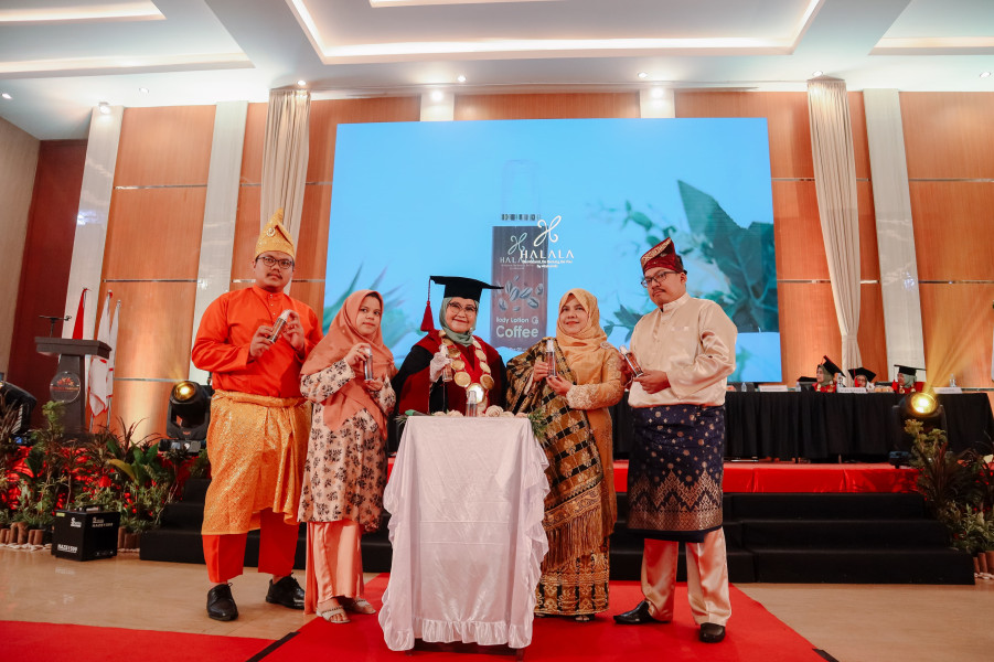Diproduksi dari Kopi Meranti, Universitas Abdurrab Launching Body Lotion 'Halala'