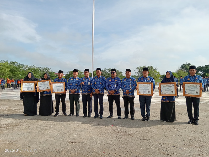 Beri Pelayanan Terbaik, 4 OPD dan 2 Puskesmas Rohil Terima Penghargaan Ombudsman RI