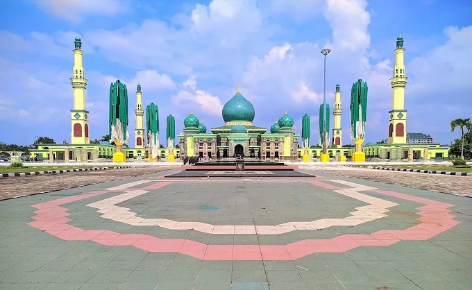 Tarawih, Takjil Gratis dan Bazar Jadi Daya Tarik Ramadan di Masjid Raya An-Nur Riau