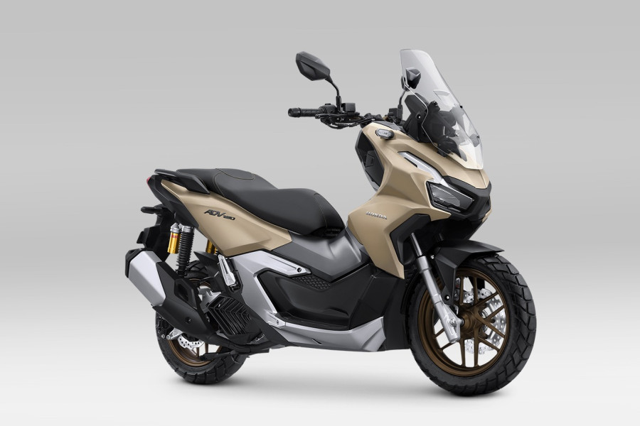 Lakukan Penyegaran, New Honda ADV160 Hadir dengan Warna Baru