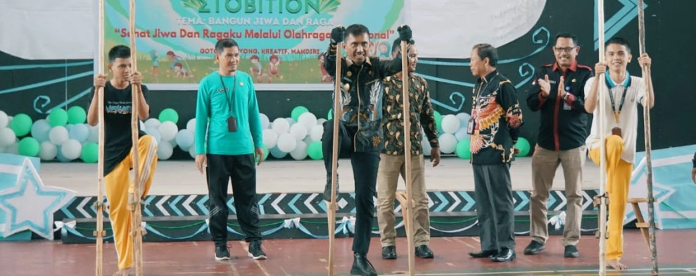 Hadiri Gelar Karya Projek 2 Fase E, Pjs Bupati Kuansing Apresiasi Kreativitas Siswa SMAN Pintar