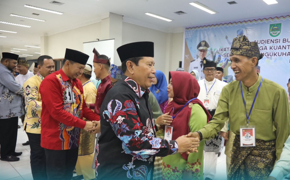 Bupati Rohul Hadiri Pelantikan IKKS Periode 2023-2028