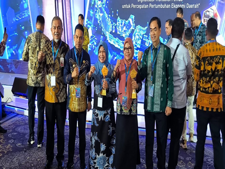Pemkab Kampar Kembali Raih Penghargaan TP2DD Kabupaten Terbaik Se-Sumatera Tahun 2024
