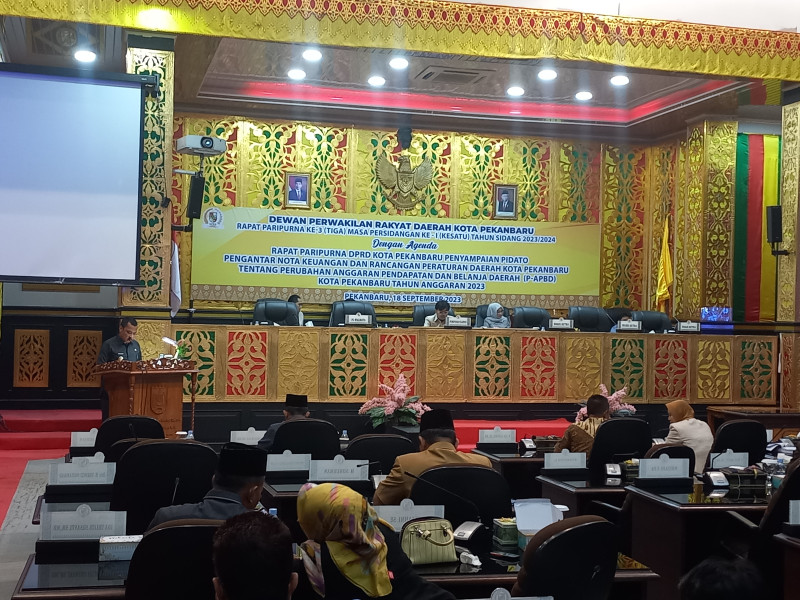 DPRD Gelar Paripurna Penyampaian Pidato Nota Keuangan Ranperda APBD P 2023