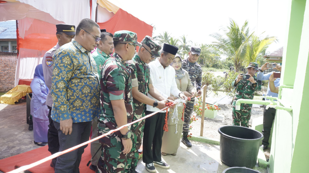 Wabup Rohil Hadiri Peresmian Sumur Bor Program TNI AD Manunggal Air Bersih