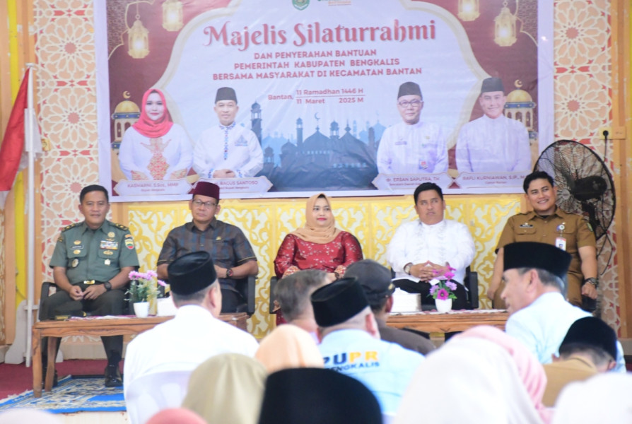 Safari Ramadhan di Kecamatan Bantan, Kasmarni: Pilkada Telah Usai Mari Bersatu untuk Membangun