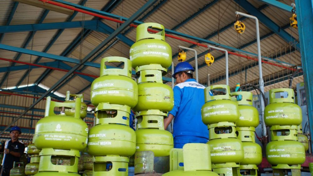 Pj Sekdaprov Riau Minta Pertamina Pastikan Ketersediaan BBM dan Gas Jelang Idulfitri