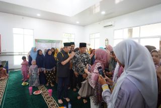 Resmikan Surau Tanjung Kinali Kuansing, Gubri: Alhamdulillah, Sampai Juga Kami Kesini