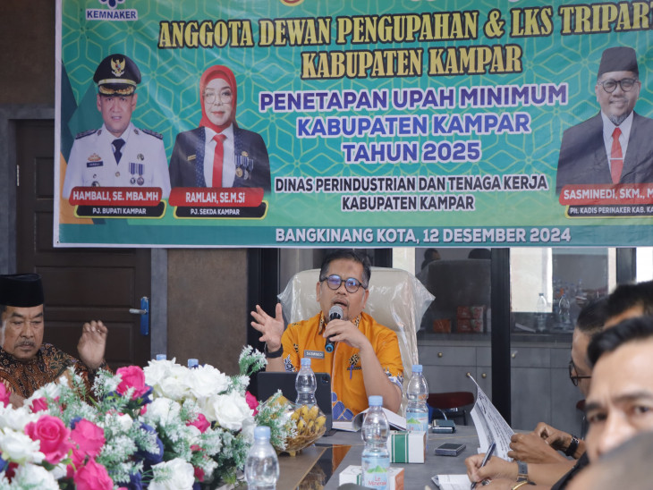 Pemkab Kampar Bahas UMK Tahun 2025