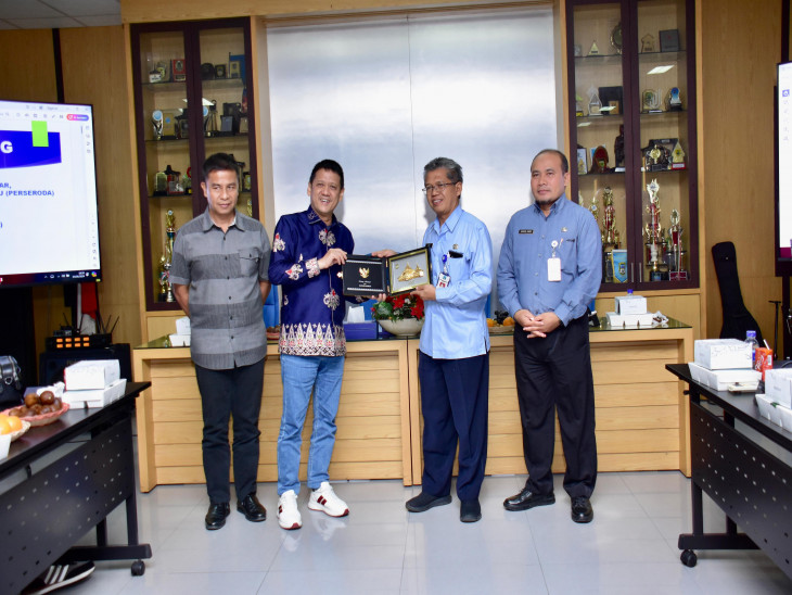 Kunker ke PD BPR Sleman, Pj Bupati Komit Majukan Kembali BPR Sarimadu Kampar