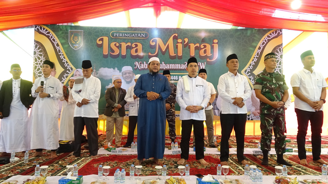 Pj Bupati Erisman Maknai Isra Mi'raj sebagai Amanat Menjaga Ibadah Salat