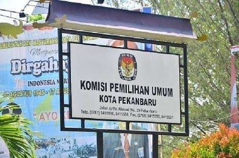 KPU Pekanbaru Mulai Lipat Surat Suara Pilkada, Libatkan 170 Petugas