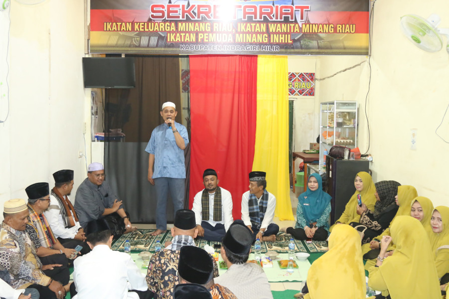 Bupati Inhil Gelar Silaturahmi dan Buka Puasa Bersama IKMR di Tembilahan
