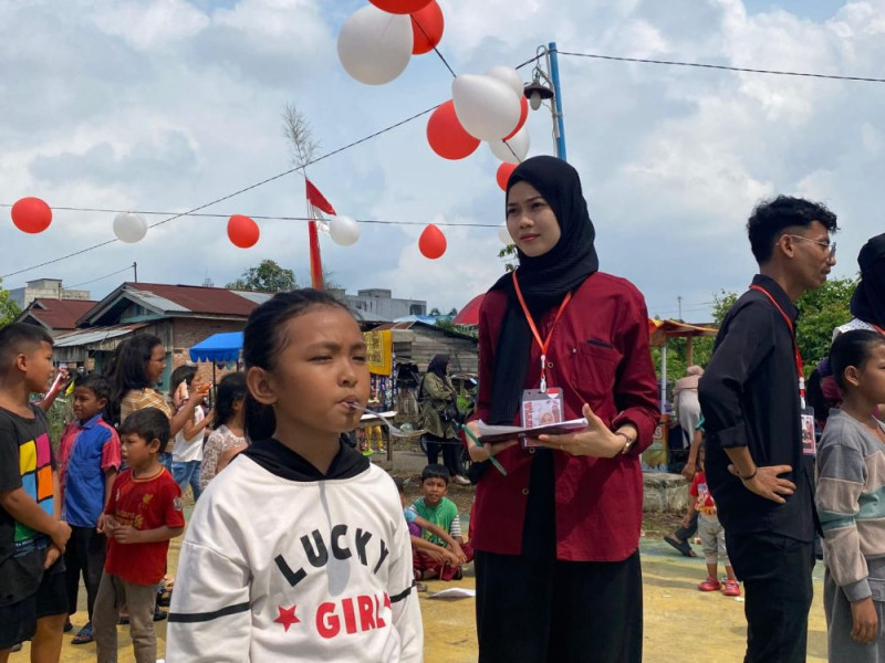 Sempena HUT ke-79 RI, Mahasiswa KKN UMRI Gelar Berbagai Lomba di Meranti Pandak