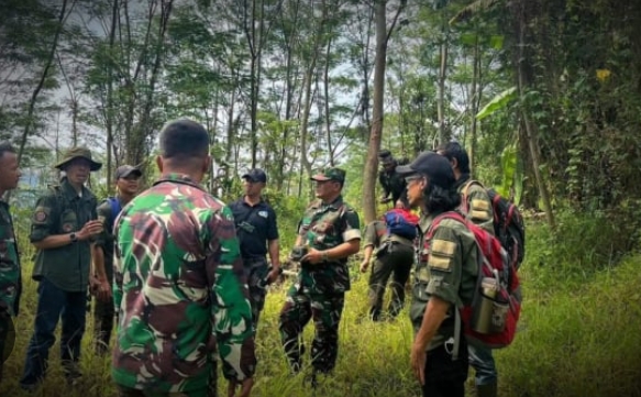 Peristiwa Berdarah Gegerkan Gunung Tempat Penemuan Ular Naga, Kostrad TNI Turun Tangan