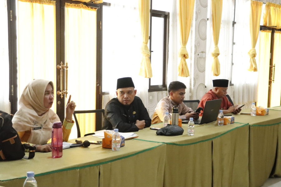 Komisi III DPRD Siak Rakor Program APBD 2024 dengan Dinas Lingkungan Hidup
